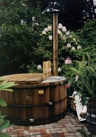 Wood Fired Off The Grid Hot Tub The Snorkel Hot Tub Photo Gallery On Deck Hot Tubs Bahce Duslar