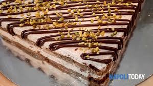 Come ogni semifreddo, sta a voi scegliere se realizzare un semifreddo unico. Mattonella Di Savoiardi Nutella E Pistacchi Dolce Goloso E Senza Cottura