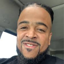 James Harden shaved his iconic beard 😏