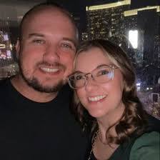 Lisa Pool's Instagram, Twitter & Facebook