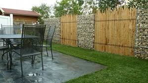 Choisissez Un Panneau Occultant De Jardin Archzine Fr Palissade Bambou Cloture Jardin Amenagement Jardin