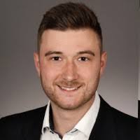 200+ Profile mit dem Suchbegriff „Bieniek“