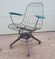 1960 S Homecrest Eames Era Metal Wire Chair Black Office Chair Caster Ch Mid Century Modern Patio Furniture Modern Patio Furniture Swivel Rocking Chair