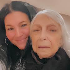 Rug smells like wet dog after shampooing