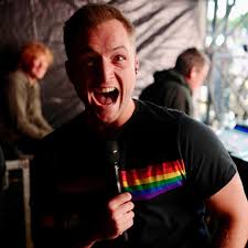 Carpool Karaoke Taron Egerton Richard Madden Watch Online Taron Egerton Backstage At Eltonjohn Taron Egerton Elton John Rocketman Movie