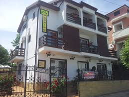 Statiunea eforie nord este a doua mare statiune a litoralului romanesc, pozitionata la aproximativ 12 kilometri de municipiul constanta, pe drumul de. Vila Patrick Eforie Nord Contact Direct