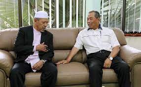 Yb dato' hj che abdullah mat nawi timbalan menteri ii pertanian & industri makanan Muhyiddin Adakan Pertemuan Tertutup Dengan Mb Kelantan
