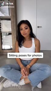 Easy Sitting Model Poses For Photos Fashion Tiktok Video In 2020 Photography Poses Model Poses Photography Cute Poses For Pictures