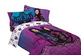 Shade of grey really make each characters colors pop. Disney Descendants Bedding Webnuggetz Com Webnuggetz Com