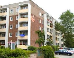 Hier findest du möblierte zimmer und wohnungen in potsdam und umgebung. 2 Zimmer Wohnung Zu Vermieten Wieselkiez 7 14478 Potsdam Schlaatz Mapio Net