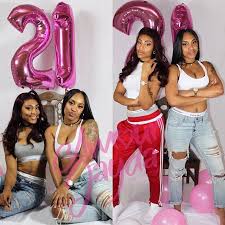 If you want to get some ideas for your next family photoshoot, we have a few noteworthy ones below. Ideas Baddie Birthday Photoshoot With Friends Novocom Top