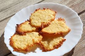 Tuiles Au Gruyere Ingredients Fromage Rape Gruyere Ou Parmesan Recette Faire Chauffer Le Fou Recettes De Cuisine Cuisine Et Boissons Feuille De Cuisson
