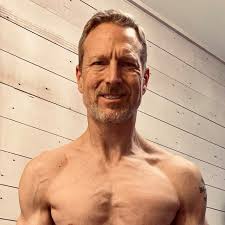 Simple Changes Helped This Man Lose 20 Pounds and Lower His Body Fat