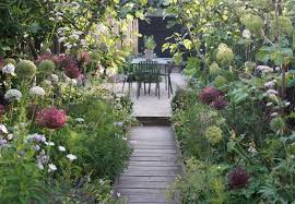 Before After A Seaside English Garden By Farlam Chandler Gardenista