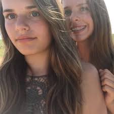 Danielle Larosa (@danielle_1102)