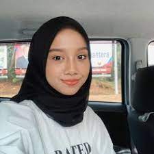 Cewek berhijab cantik selfie di tempat wisata. 580 Ide Selfie Hijab Jilbab Cantik Kecantikan Wanita