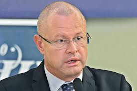 Magyar péter követte a poszton bugár csabát, aki 2010. Hatalmas Siker A Kamatmentes Szabad Felhasznalasu Diakhitel Plusz