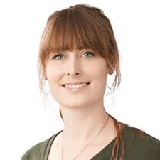 Adrienne Richter's Instagram, Twitter & Facebook