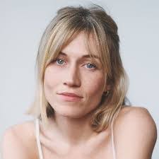 Helen Ashton's Instagram, Twitter & Facebook