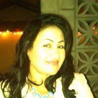 Aida Arango's Instagram, Twitter & Facebook