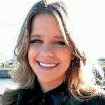 Desiree Dotson's Instagram, Twitter & Facebook