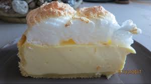 Kasekuchen Mit Schneehaube Lebensmittel Essen Kuchen Kaesekuchen