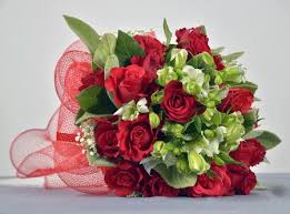 Bouquet Di Fiori Rossi Bouquet Di Fiori Bouquet Di Rose Rosse Fiori Rossi