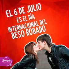 Celebramos el día del beso robado regalando 2 entradas de cine. 22 Ideas De Dias Especiales Dias Especiales Dia Del Beso Titanico