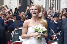 Hochzeit auf den ersten blick: Michelle Hunziker So Wunderschon Ist Ihr Hochzeitskleid Gala De