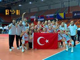 Nachdem die aserbaidschanische volleyballnationalmannschaft der frauen ihr trainingslager in slowenien absolviert hatte, begab sich heute nach ungarn. Turkei Gewinnt U19 Volleyball Em Nex24 News