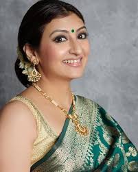 Juhi Parmar Height, Age, Husband, Children, Family, Biography »  StarsUnfolded