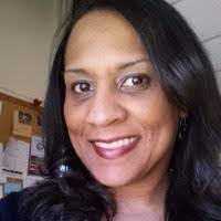 Shanna Gray's Instagram, Twitter & Facebook