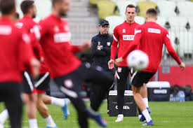 Sieh dir an, was andere leute sagen, und nimm an unterhaltungen teil. Spozniony Samolot I Narada W Pzpn Jerzy Brzeczek Zwolniony Nie Ma Takiego Przekonania Nasz News