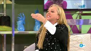 Belén Esteban brota al verse salpicada por la guerra entre Rocío Carrasco y  Antonio David