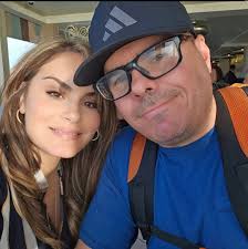 Drew talks to the audience about the challenge of parenting kids who want  cellphones.