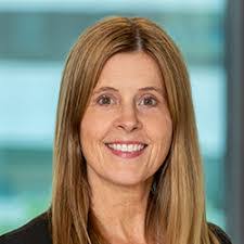 Jennifer Thoennes's Instagram, Twitter & Facebook