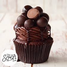 Choc On Choc On Choc Cupcakes Video Recipe Delicious Desserts Dessert Recipes Desserts