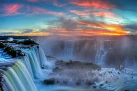 Berikut ini beberapa gambar dan pemandangan air terjun terindah di dunia. 9 Air Terjun Paling Menakjubkan Di Dunia