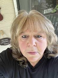 My Best Friend Lindsey E Reeder has experienced a late term miscarriage and  to help relieve some of the financial stress that's comes along with  funeral expenses for their little guy we