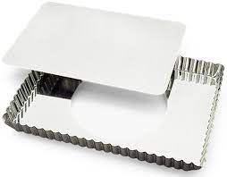 Pan is equally suited to preparing savory quiches. Gobel Rectangular Fluted Tart Mold 8 X 11 1 4 X 1 Deep With Loose Removable Bottom Tart Quiche Pans Bakedeco Com