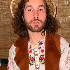 Lyndon Petersen launched a new podcast. I was privileged to be one of his  first guests. Check it out.