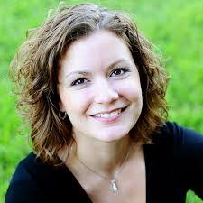 Jennifer Olander's Instagram, Twitter & Facebook