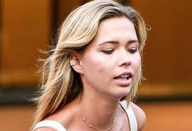 Partner gwiazdy oświadczył się jej we włoszech pierścionkiem, który kosztował fortunę. Joanna Opozda Gra Na Nosie Sandrze Kubickiej Pochwalila Sie Zdjeciem Z Jej Przyjacielem Pudelek