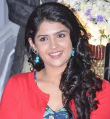 Deeksha Seth New Cute Pics