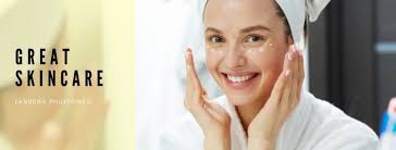 Did you know that there are many fake products out there? Because this  Lanbena Scar and Pimple Marks Remover Gel is so effective, many scammers  have produced a fake copy of this