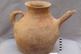 4 millennia to years (julian) = 4000. Iranian Police Seize Millennia Old Jug From Smuggler Tehran Times