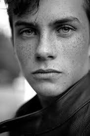 Fay Holmes's Instagram, Twitter & Facebook