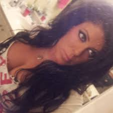 Which restaurants are open