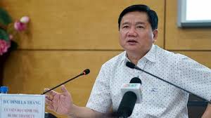 Đinh la thăng đã là một trong những cá nhân xuất sắc nắm bắt được thời cơ để bắt đầu một trào lưu hình thành các nhà tư bản đỏ. Con Ä'Æ°á»ng Sá»± Nghiá»‡p Cá»§a Ong Ä'inh La ThÄƒng TrÆ°á»›c Ngay Bá»‹ Báº¯t Viá»‡t Nam Má»›i