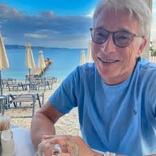 I'm thrilled to share that I have passed my APC and qualified as a  Chartered QS. I am very lucky to be surrounded by some amazing people in  this profession, and I'd